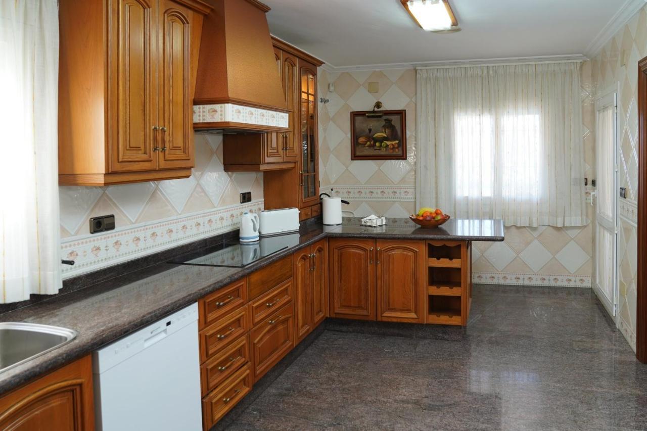 Tess Villa Cari Алаурін-де-ла-Торре Екстер'єр фото